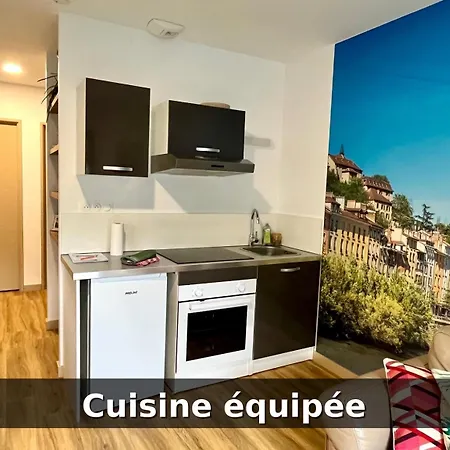 Le Parme' Nid 3 Lits Parking Prive Terrasse Apartment